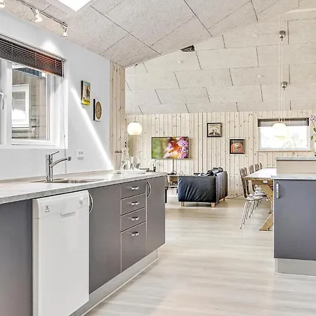 Lovely In Bogense With Kitchen Tatil Evi *
